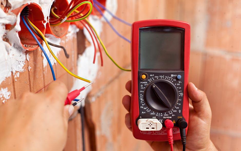 dépannage électricien Louvres